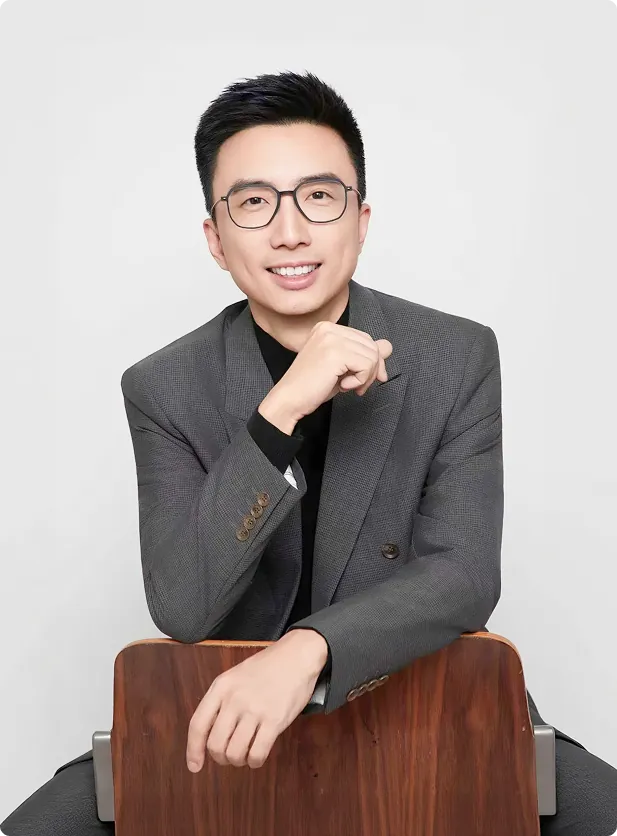 James Chen
